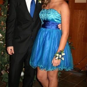 Blue prom dress!